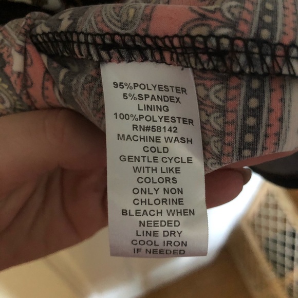 Patterned dress - Picture 7 of 7